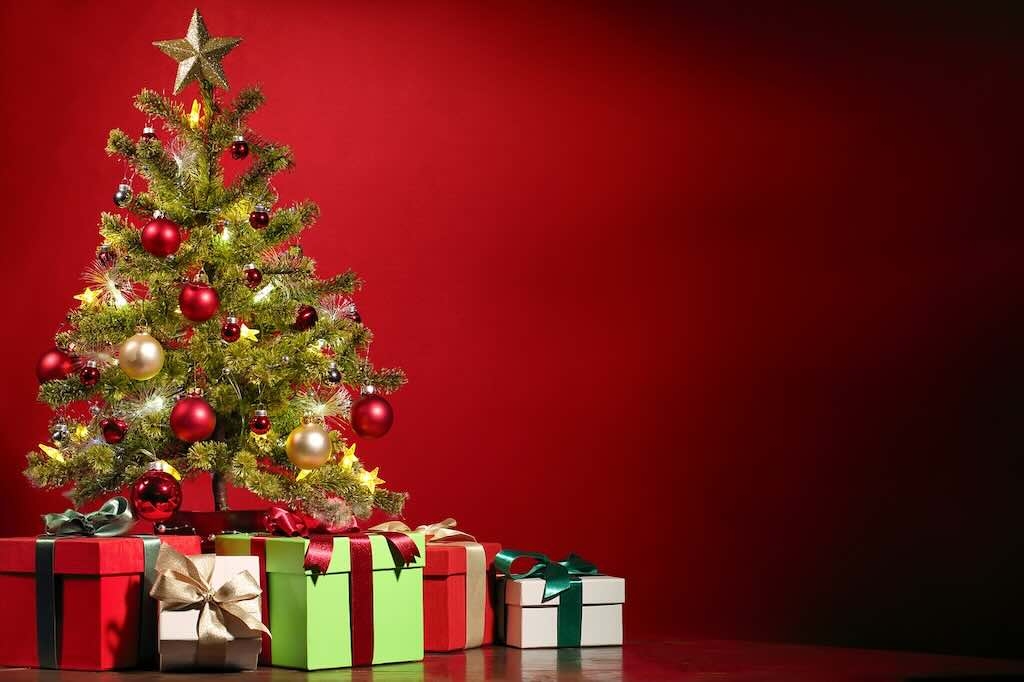 10 Best Christmas gifts for Christians in 2024