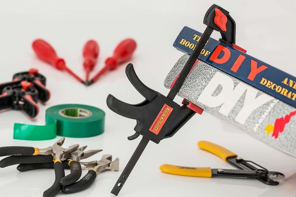 10 Best Diy gifts for Brothers in 2024